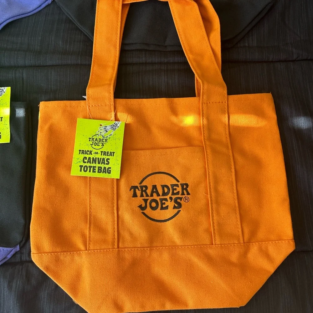 Trader Joe's Halloween Canvas Tote Bag Set